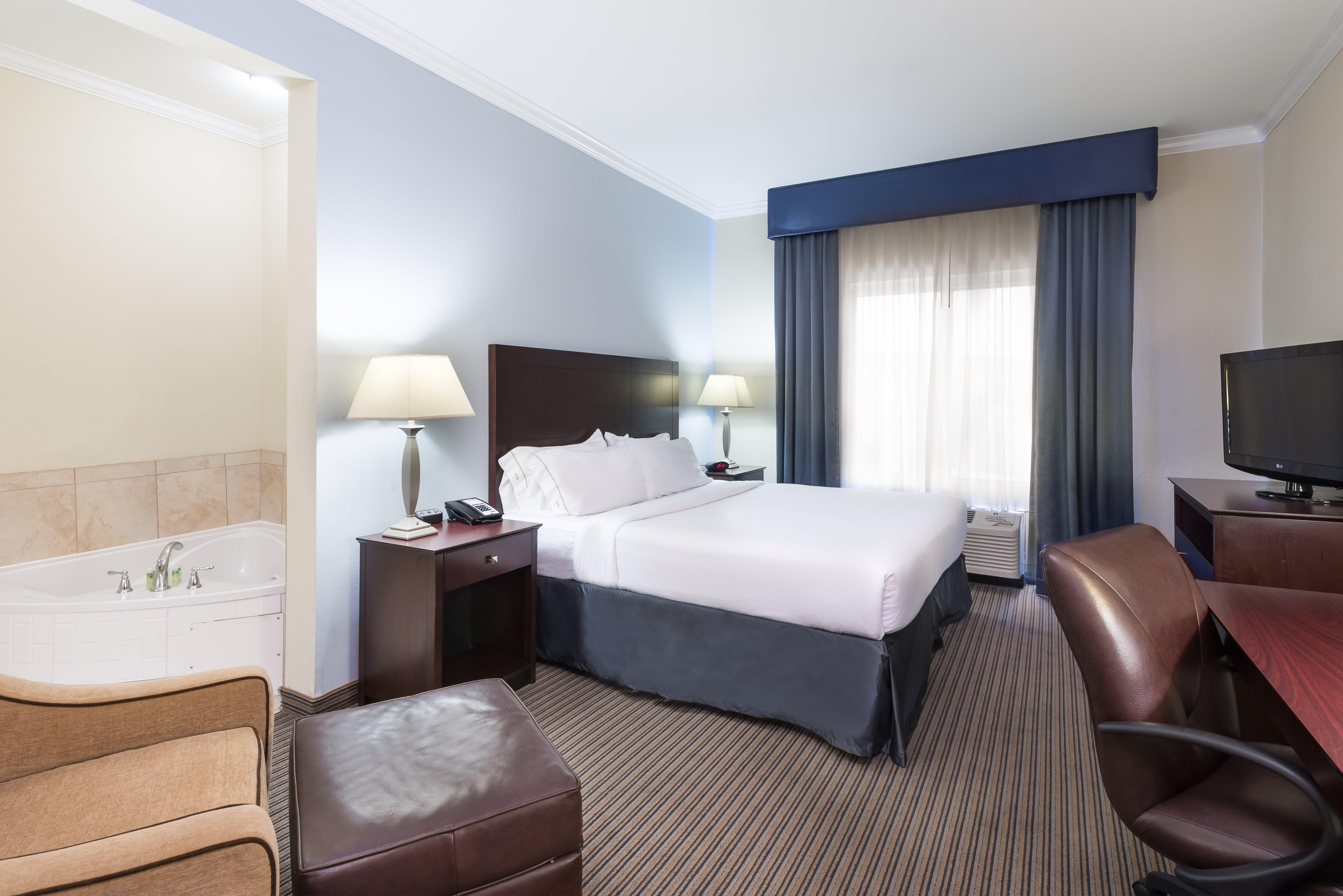 Holiday Inn Express Hotel & Suites New Iberia - Avery Island By Ihg Экстерьер фото