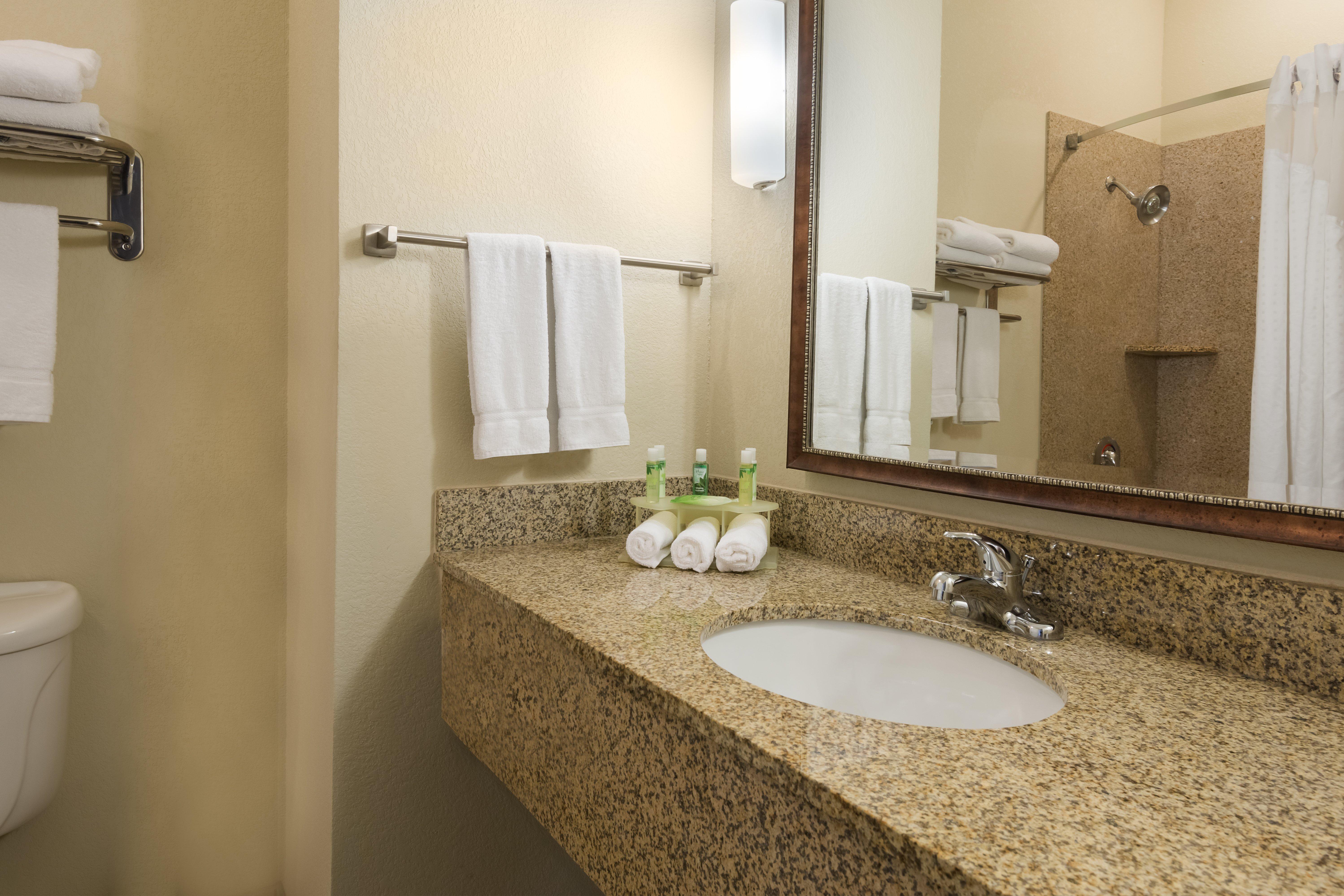 Holiday Inn Express Hotel & Suites New Iberia - Avery Island By Ihg Экстерьер фото